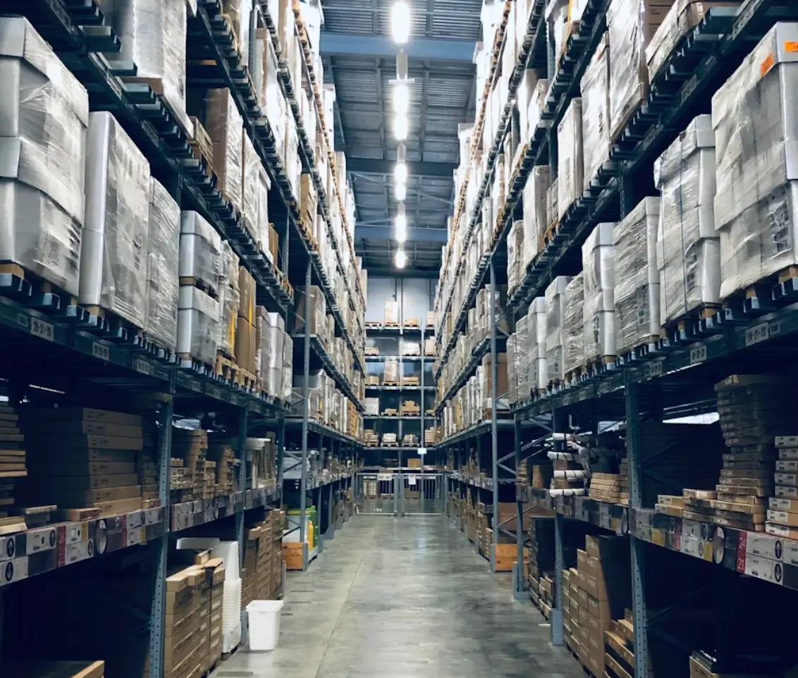 Modern ve Güvenli Depo Altyapısı